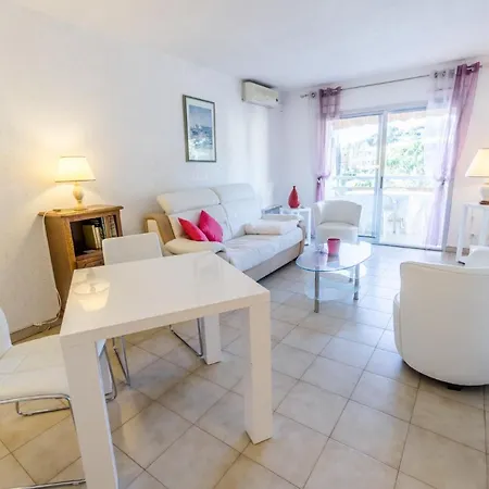 Le Lavandin Lumineux Et Confortable Apartment *